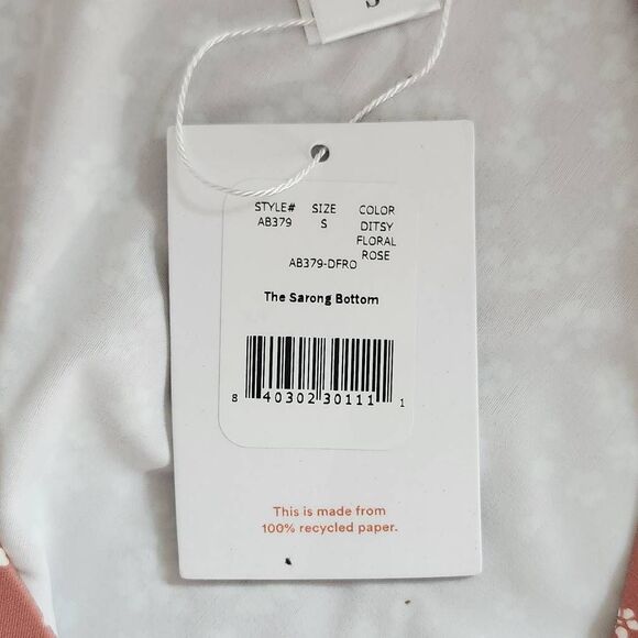 Andie Pink Floral Sarong Swim Cover NWT Small Floral Sarong Style Pink Skirt - Picture 7 of 9